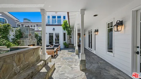 $16,950,000 | 30718 Pacific Coast Highway, Malibu, CA 90265