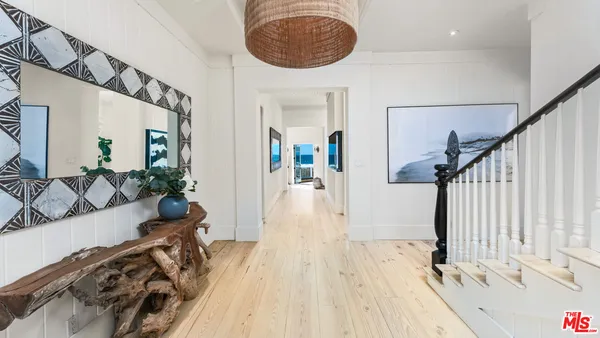 $16,950,000 | 30718 Pacific Coast Highway, Malibu, CA 90265