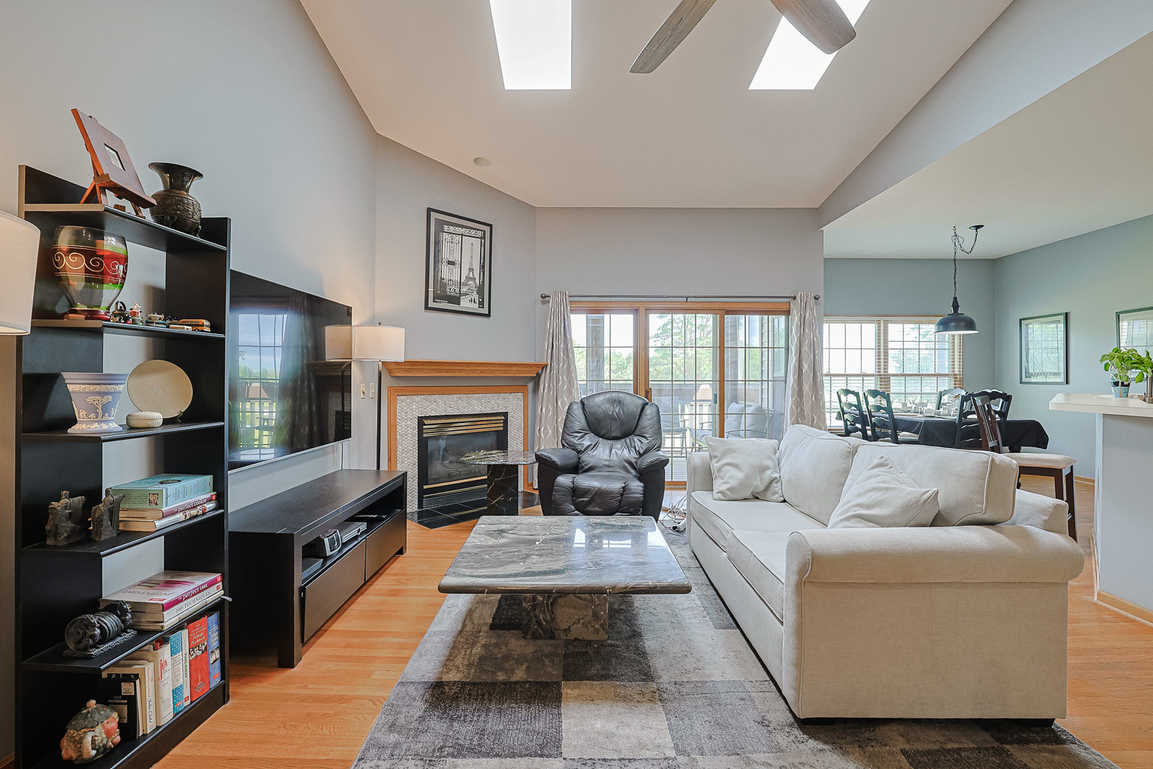 11194 West Algonquin Road, Unit 11194 Huntley, IL 60142 - Photo 3 of 41