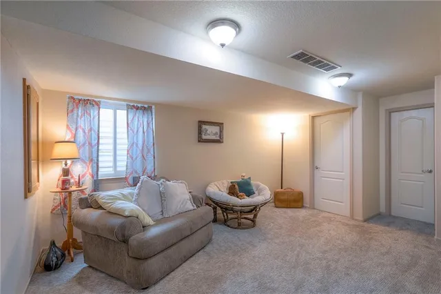 $210,000 | 1302 Northwest Ashley Lane, Grain Valley, MO 64029