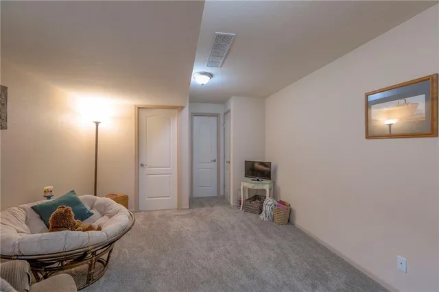 $210,000 | 1302 Northwest Ashley Lane, Grain Valley, MO 64029