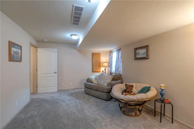 $210,000 | 1302 Northwest Ashley Lane, Grain Valley, MO 64029