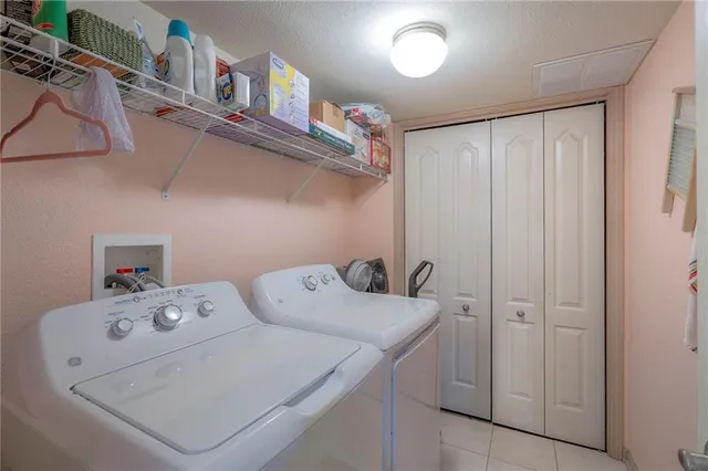 $210,000 | 1302 Northwest Ashley Lane, Grain Valley, MO 64029