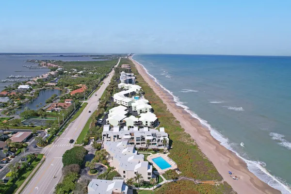 $579,000 | 2051 Northeast Ocean Boulevard, Unit A21, Jensen Beach, FL 34957