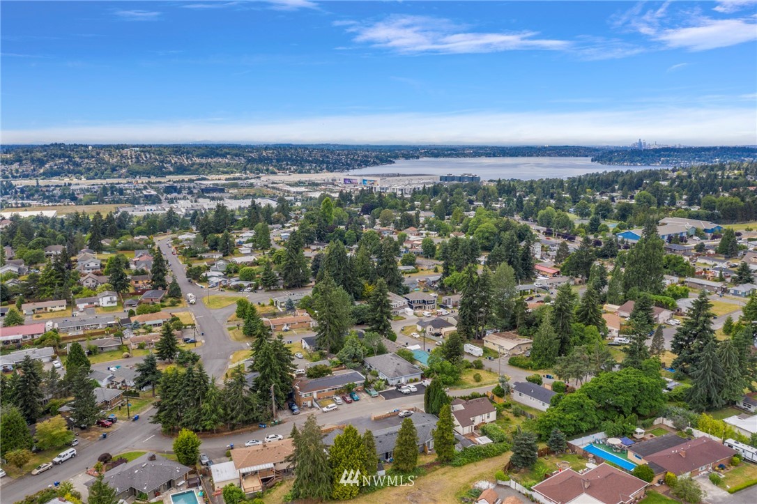 554 Index Place Northeast Renton, WA 98056 - Photo 14 of 17