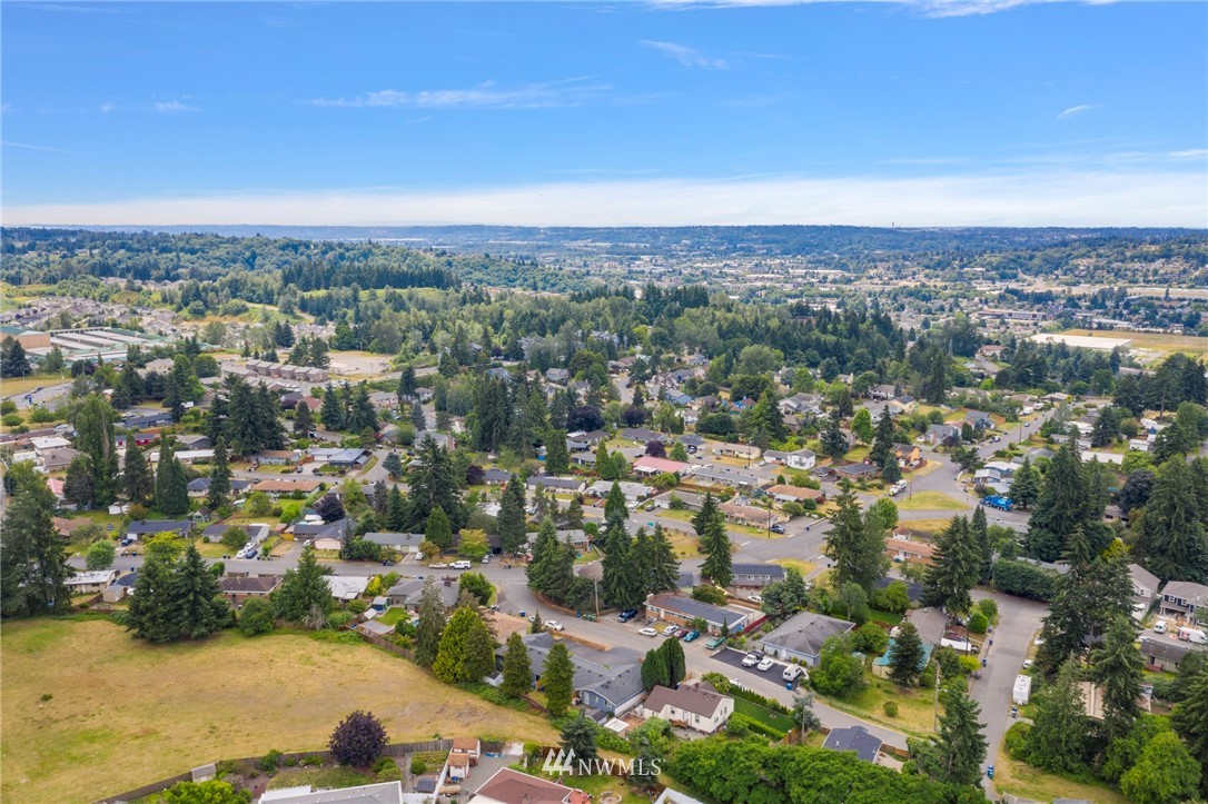554 Index Place Northeast Renton, WA 98056 - Photo 15 of 17 an aerial view of a city with lots of residential buildings
