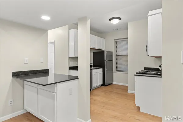 $99,500 | 5661 Waterman Boulevard, Unit 1N, St. Louis, MO 63112