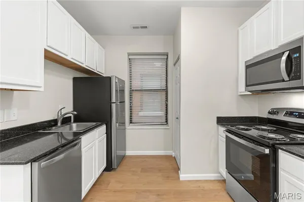 $99,500 | 5661 Waterman Boulevard, Unit 1N, St. Louis, MO 63112