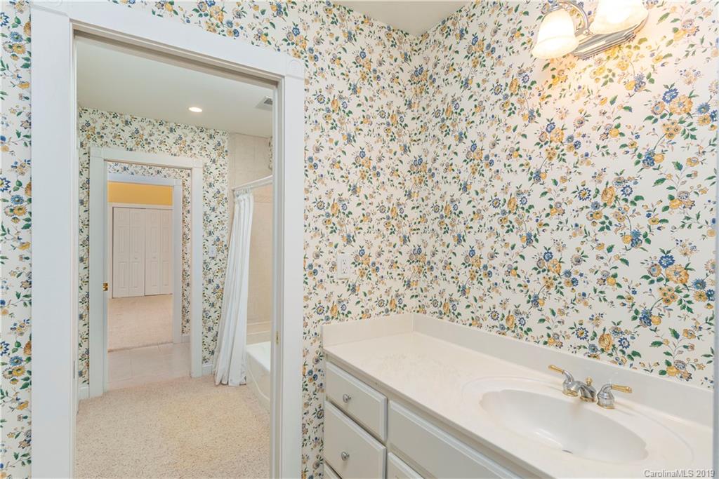 19 Aldersgate Road Waynesville, NC 28786 - Photo 19 of 26 Gallery Image 19
