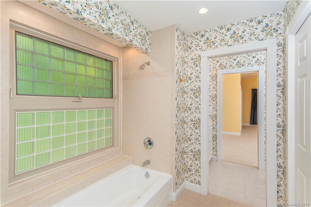 19 Aldersgate Road Waynesville, NC 28786 - Photo 20 of 26 Gallery Image 20