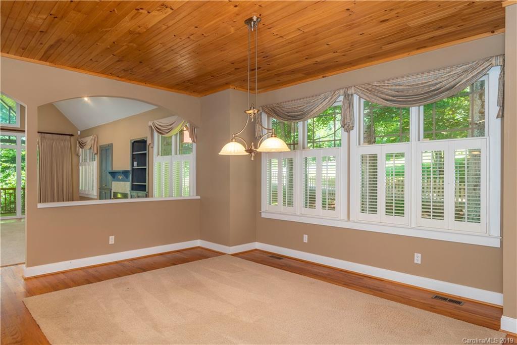19 Aldersgate Road Waynesville, NC 28786 - Photo 9 of 26 Gallery Image 9