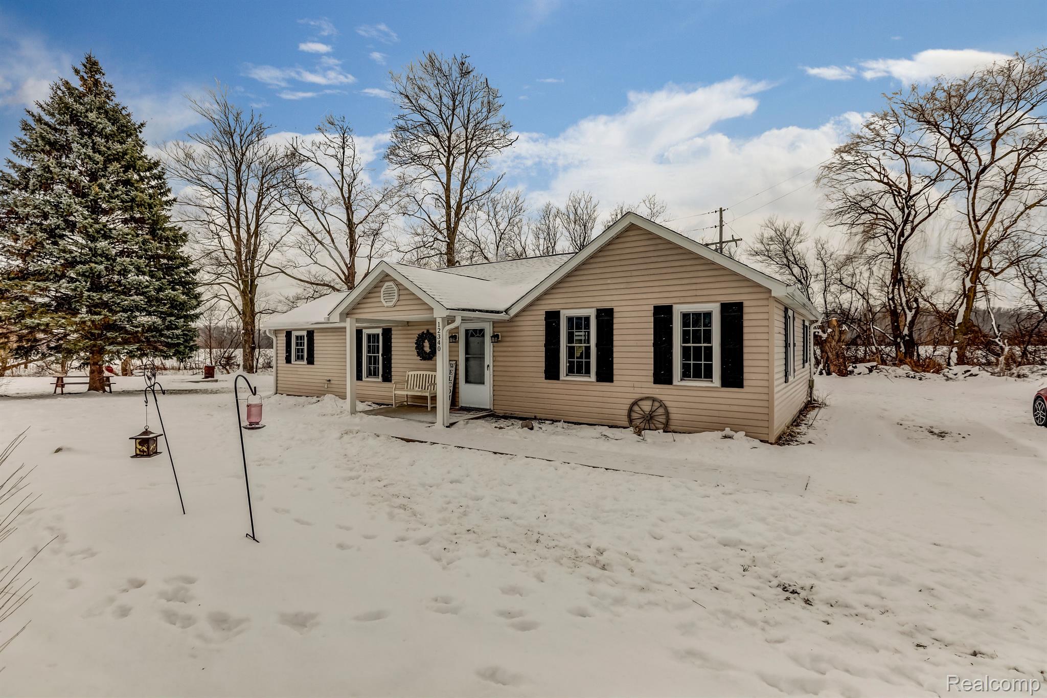 12340 McCrone Road Milan, MI 48160 - Photo 2 of 25 Plenty of room for parking