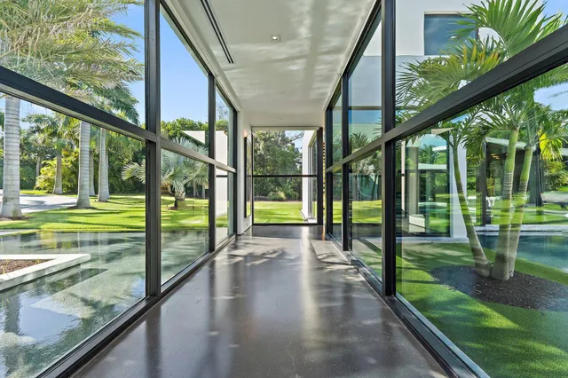 $17,500,000 | 12 North Beach Road, Jupiter Island, FL 33455