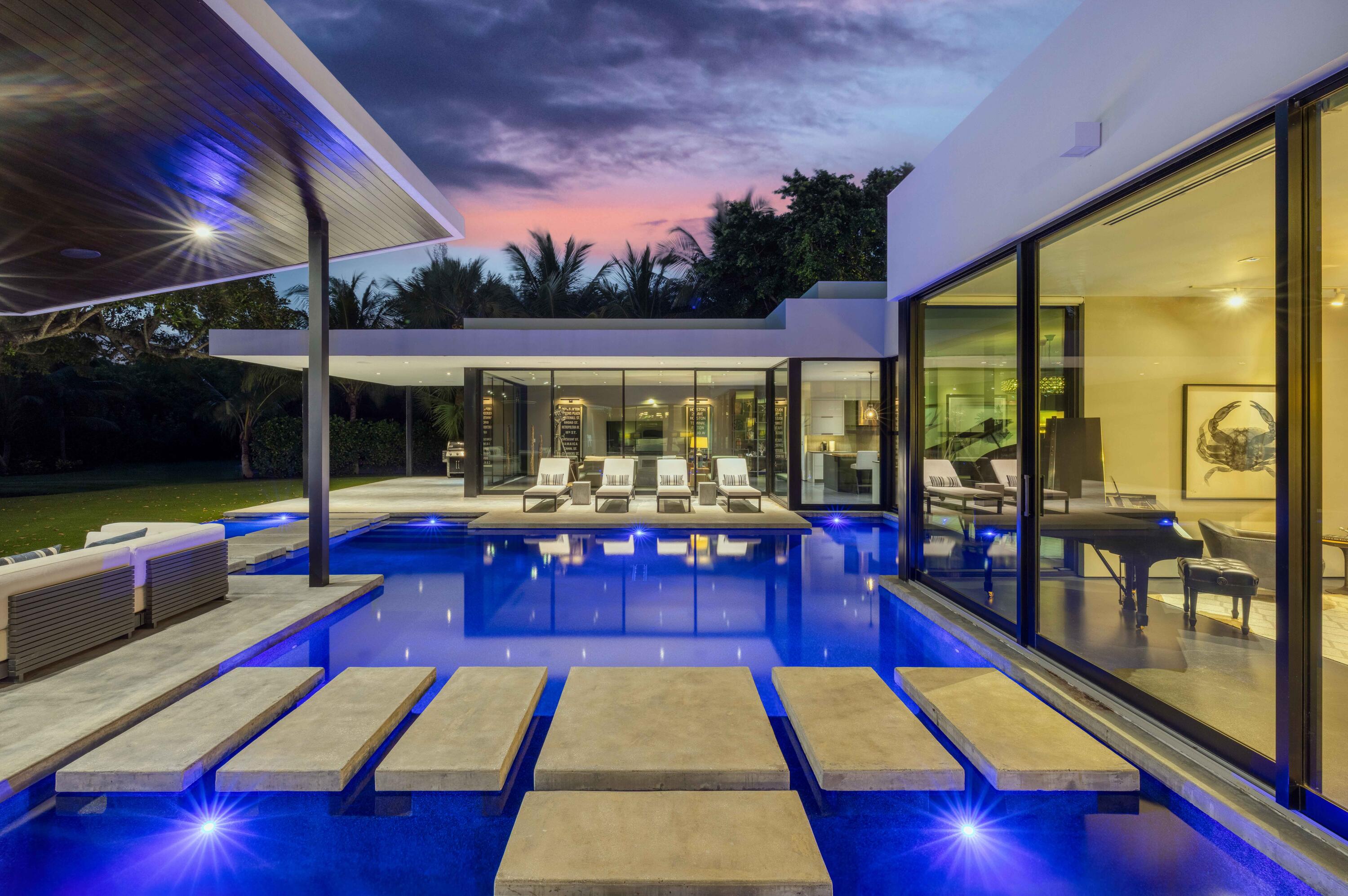 12 North Beach Road Jupiter Island, FL 33455 - Photo 4 of 95 ET6A0063_1