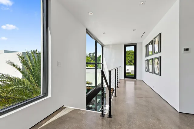 $17,500,000 | 12 North Beach Road, Jupiter Island, FL 33455