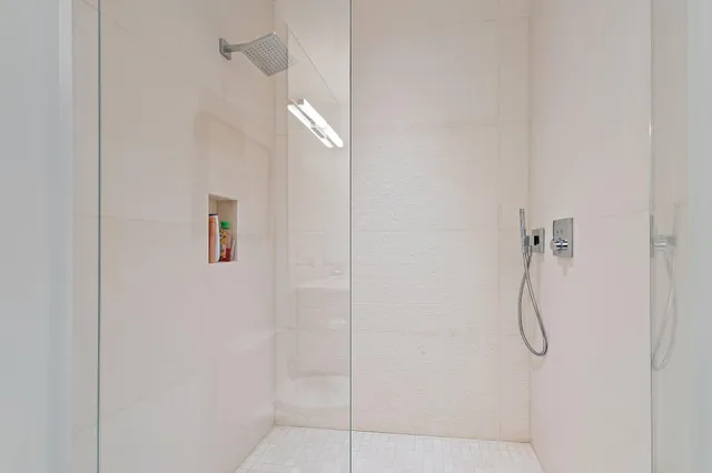 $17,500,000 | 12 North Beach Road, Jupiter Island, FL 33455