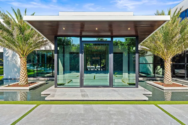 $17,500,000 | 12 North Beach Road, Jupiter Island, FL 33455