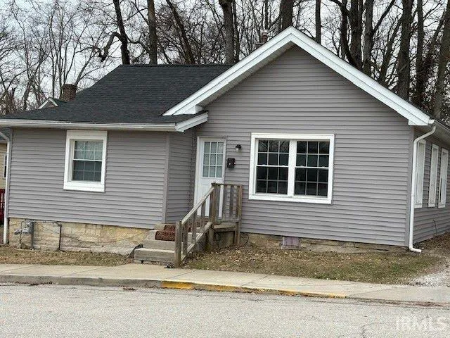 $1,950 | 811 North Grant Street, Bloomington, IN 47408