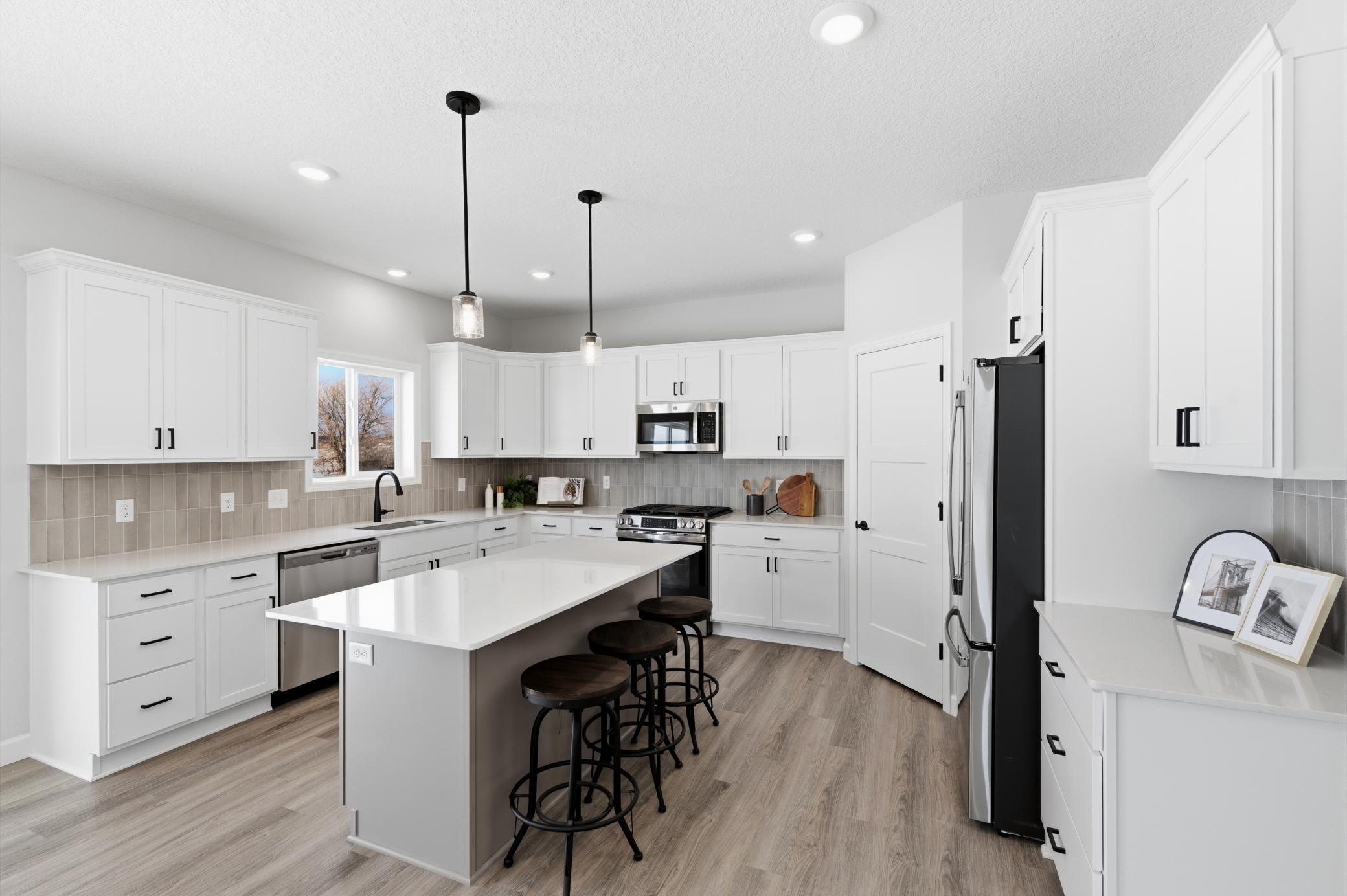 1489 Raccoon Lane New Richmond, WI 54017 - Photo 4 of 29