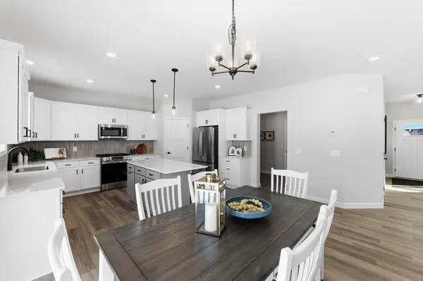 $549,900 | 1489 Raccoon Lane, New Richmond, WI 54017