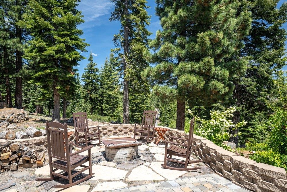 10983 Beacon Road Truckee, CA 96161 - Photo 23 of 28