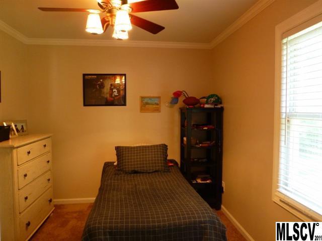 4885 Henley Road Maiden, NC 28650 - Photo 4 of 25 Gallery Image 4