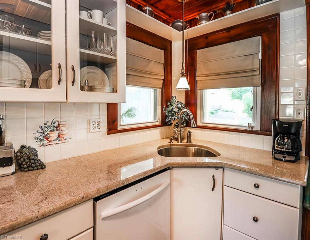 4258 High Point Road Winston-Salem, NC 27107 - Photo 9 of 30 Gallery Image 9