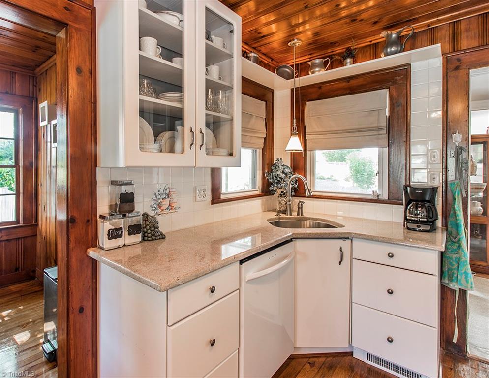 4258 High Point Road Winston-Salem, NC 27107 - Photo 10 of 30 Gallery Image 10