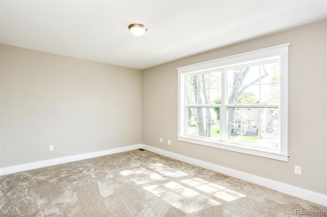 2783 Kenmore Road Berkley, MI 48072 - Photo 19 of 25 Bedroom 2.jpg