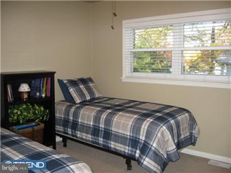 513 Park Road Cherry Hill, NJ 08034 - Photo 11 of 21 Bedroom 3