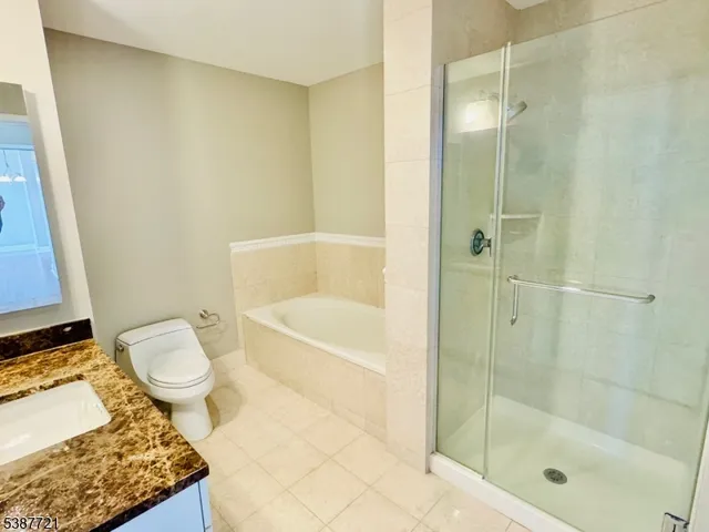 $525,000 | 1806 One Spring Street, Unit 1806, New Brunswick, NJ 08901