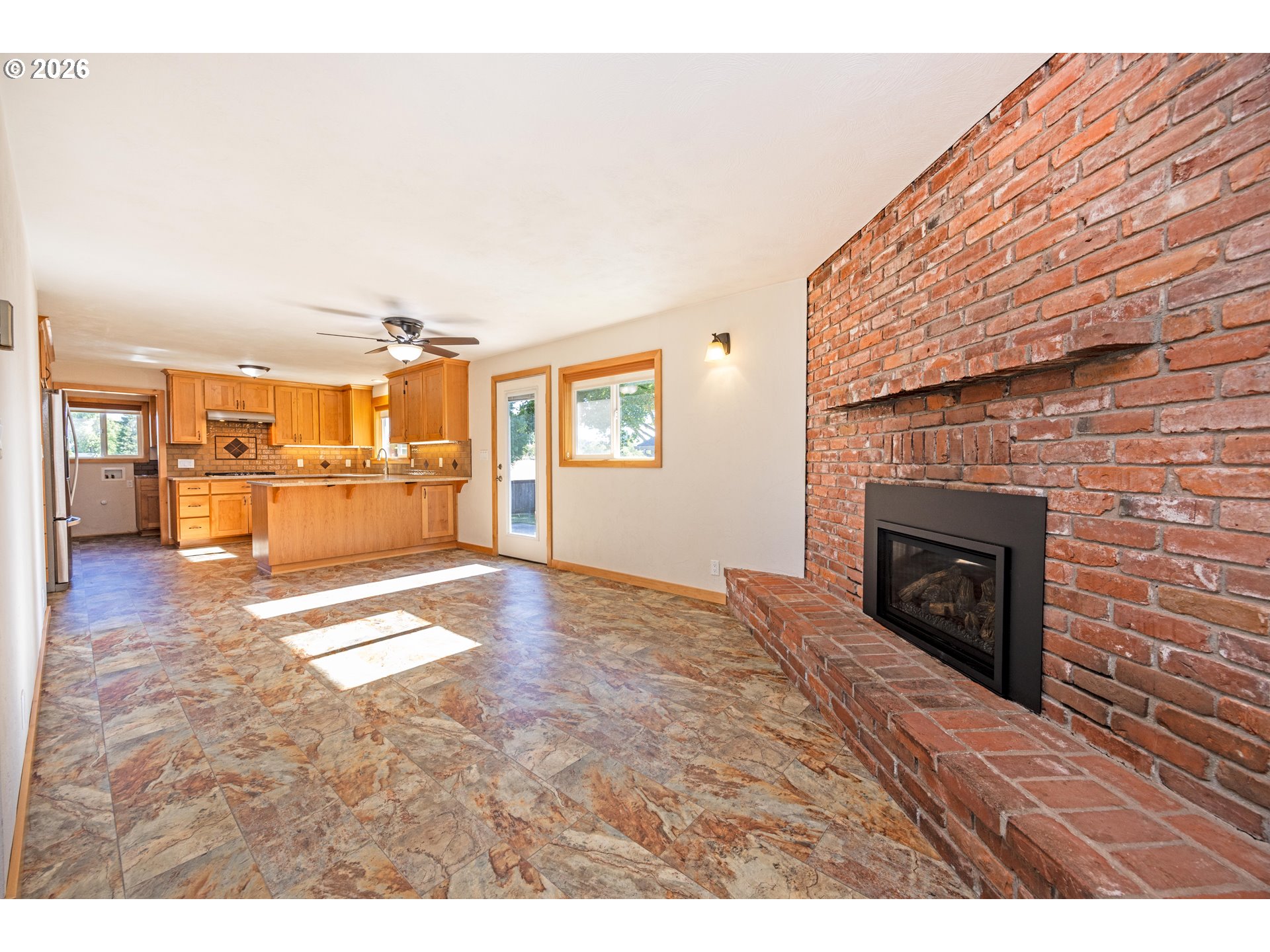 91404 North Coburg Road Eugene, OR 97408 - Photo 7 of 36