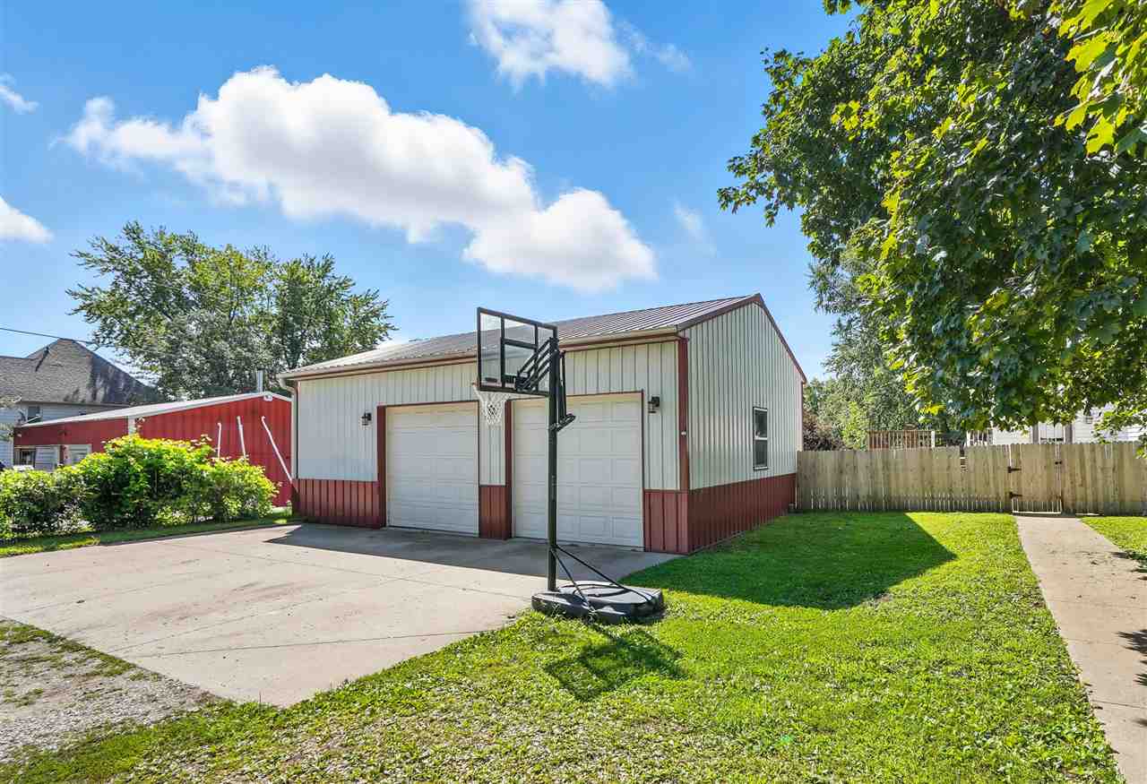 500 South Center Street Lone Tree, IA 52755 - Photo 34 of 37 Gallery Image 34