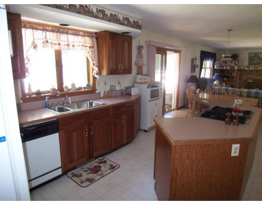 95 Apple Ridge Road West Springfield, MA 01089 - Photo 13 of 30 Gallery Image 13