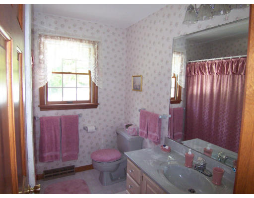 95 Apple Ridge Road West Springfield, MA 01089 - Photo 24 of 30 Gallery Image 24