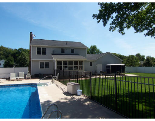95 Apple Ridge Road West Springfield, MA 01089 - Photo 8 of 30 Gallery Image 8
