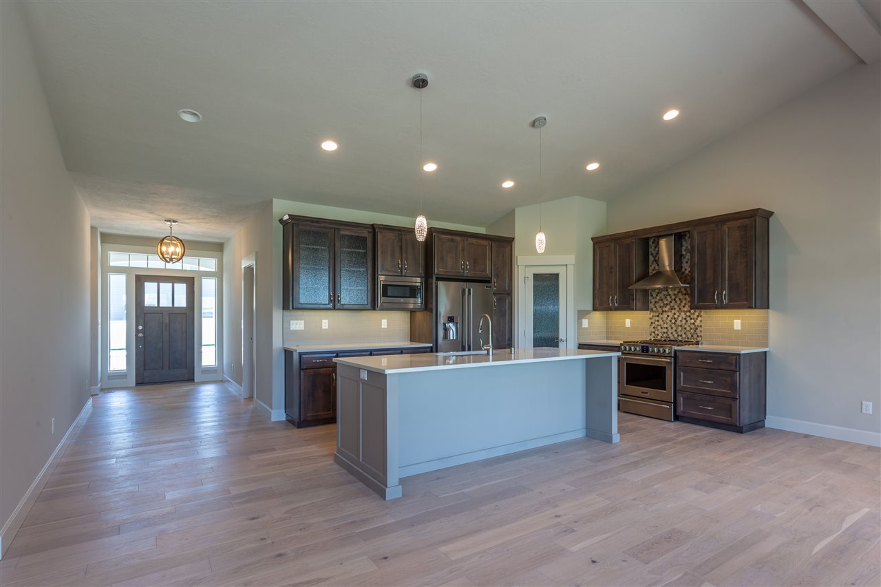 5508 North Radium Lane Spokane, WA 99217 - Photo 7 of 13