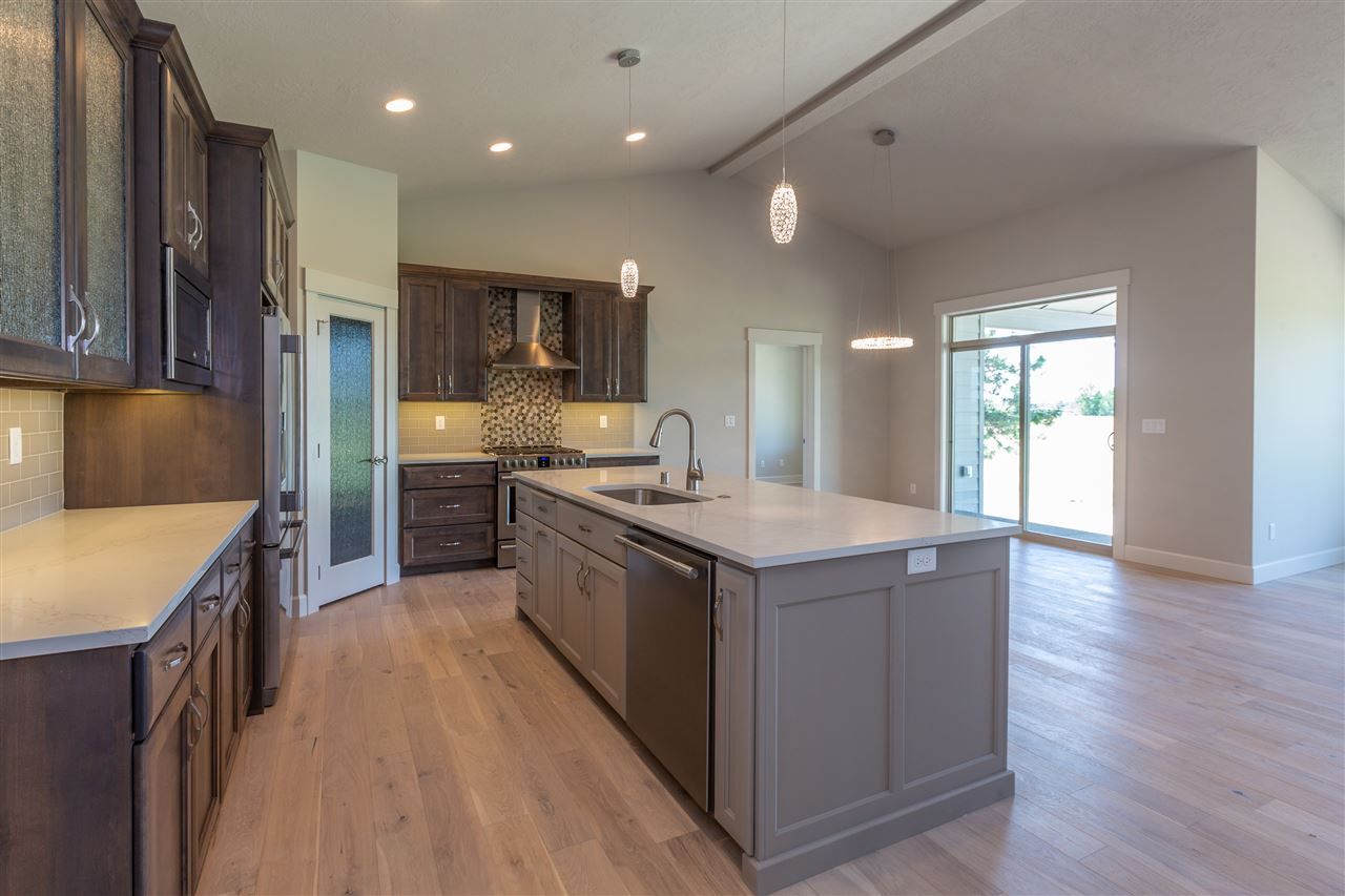 5508 North Radium Lane Spokane, WA 99217 - Photo 9 of 13