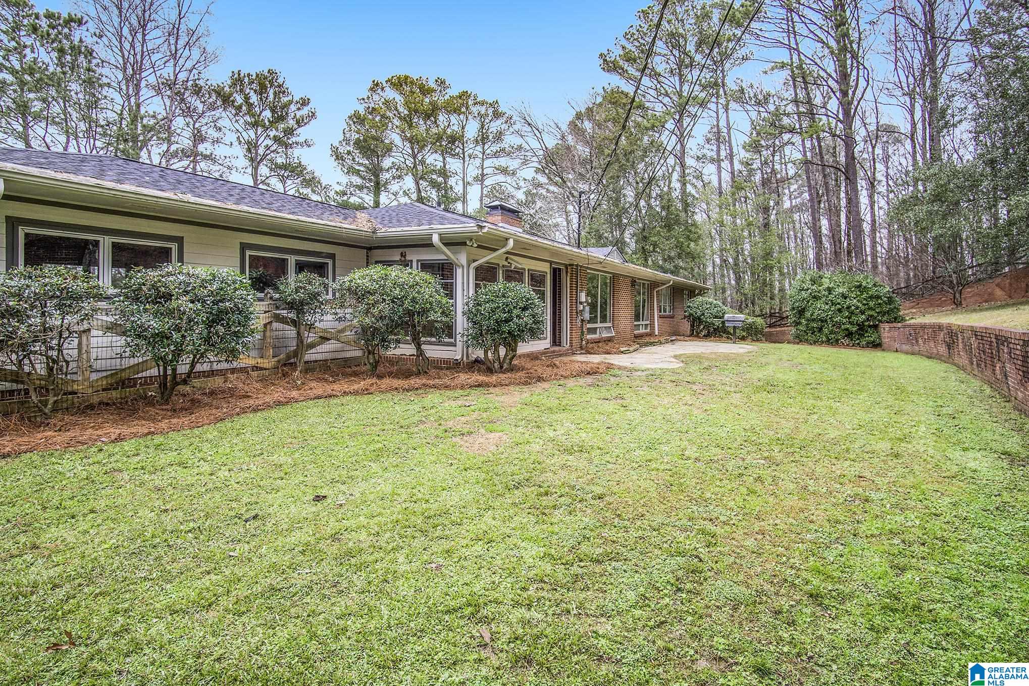 2751 Eastern Valley Road Leeds, AL 35094 - Photo 39 of 47