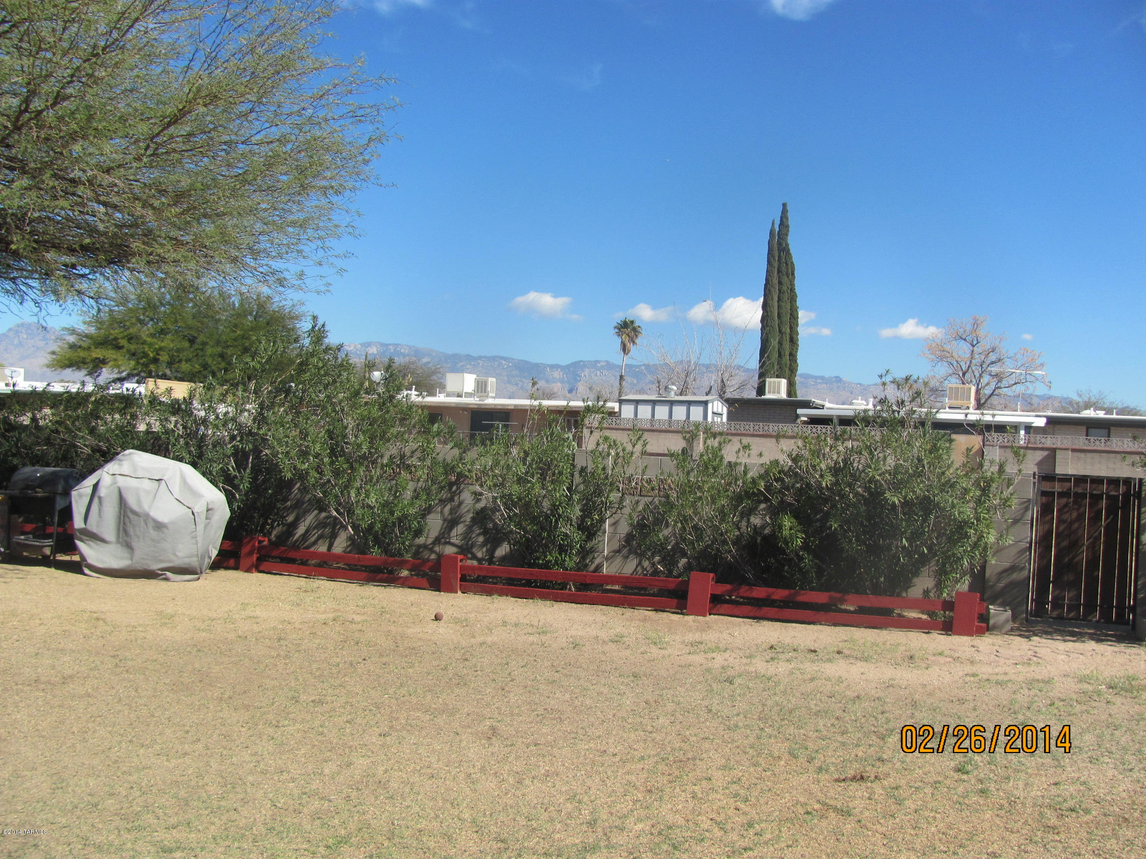 8309 East Rolling Ridge Street Tucson, AZ 85710 - Photo 6 of 35
