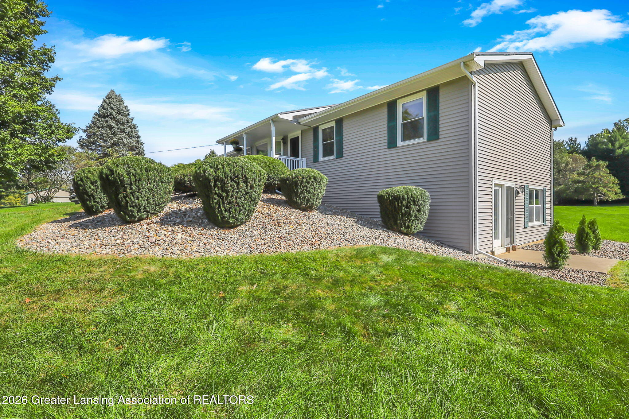2063 Arch Road Eaton Rapids, MI 48827 - Photo 3 of 42 4-web-or-mls-C61A8224
