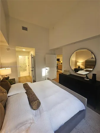 $3,400 | 1650 Northeast 124th Street, Unit 701, North Miami, FL 33181