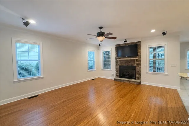 $569,900 | 85 Heatherspring Way, Spring Lake, NC 28390