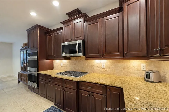 $569,900 | 85 Heatherspring Way, Spring Lake, NC 28390