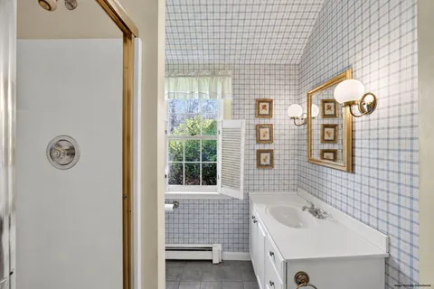 $2,250,000 | 148 Seapine Road, North Chatham, MA 02650