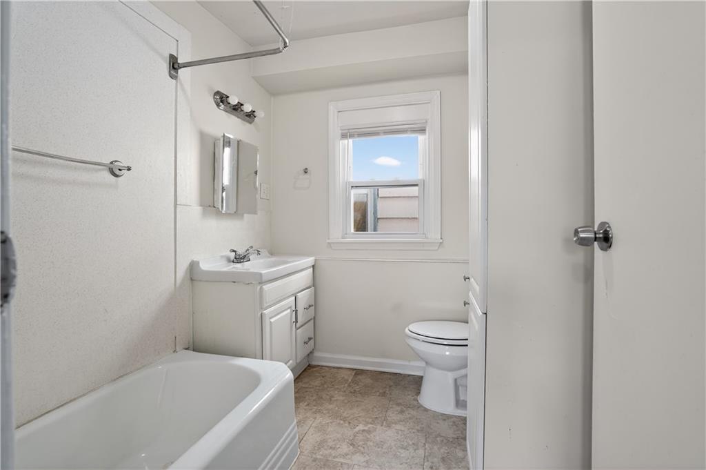 308 Rustic Avenue Pittsburgh, PA 15210 - Photo 35 of 40