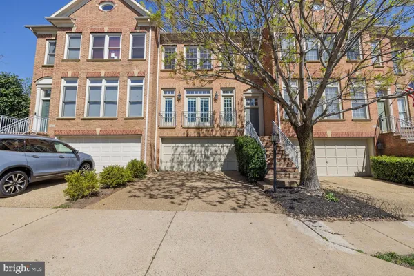$4,800 | 1813 Dawson Street, Vienna, VA 22182