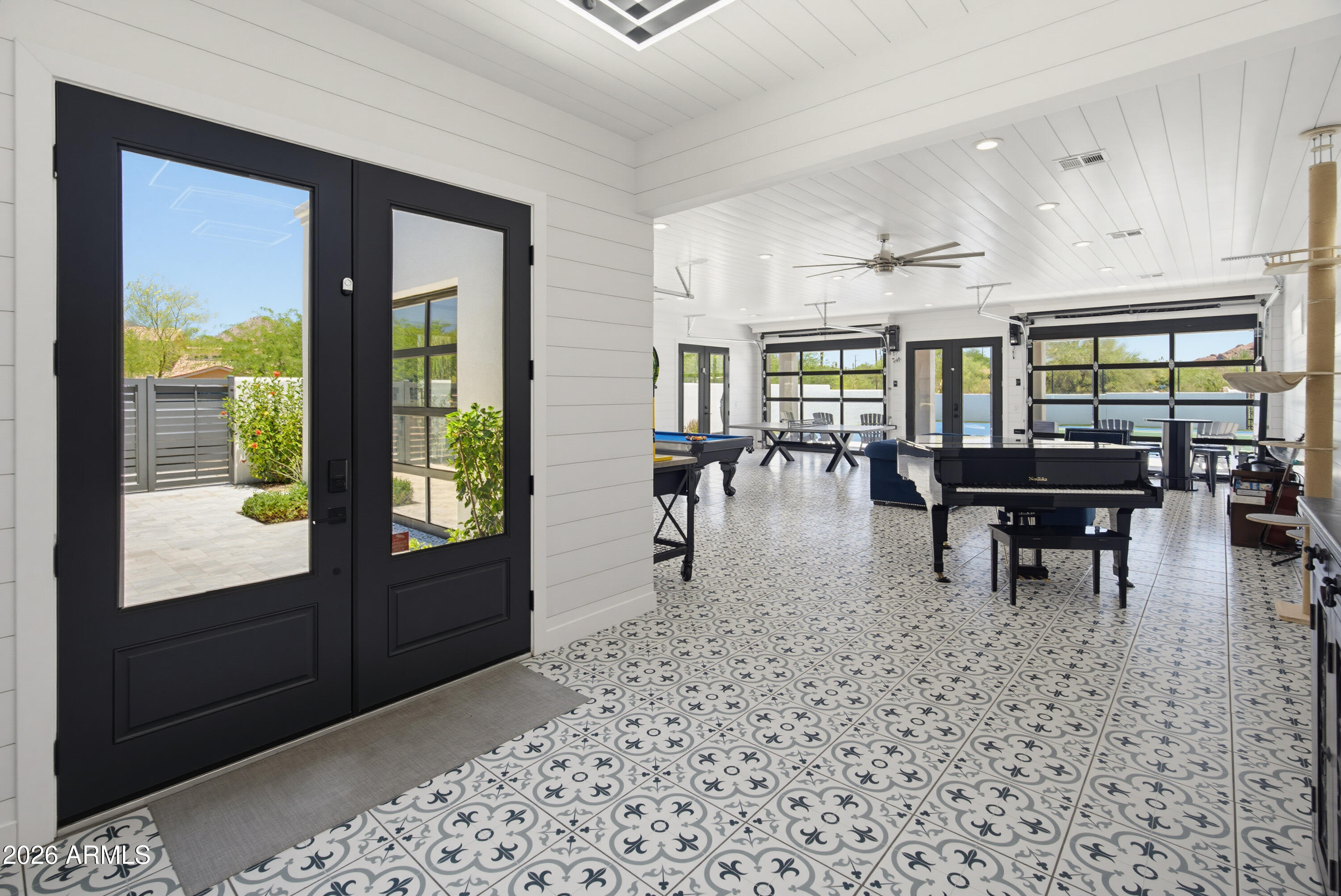 3915 East Rancho Drive Paradise Valley, AZ 85253 - Photo 14 of 102 Foyer