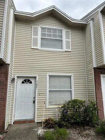$1,700 | 7621 Colonial Court, Tampa, FL 33615