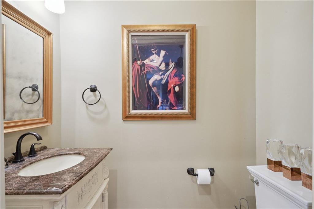 1225 Bourbon Street, Unit F New Orleans, LA 70116 - Photo 11 of 21